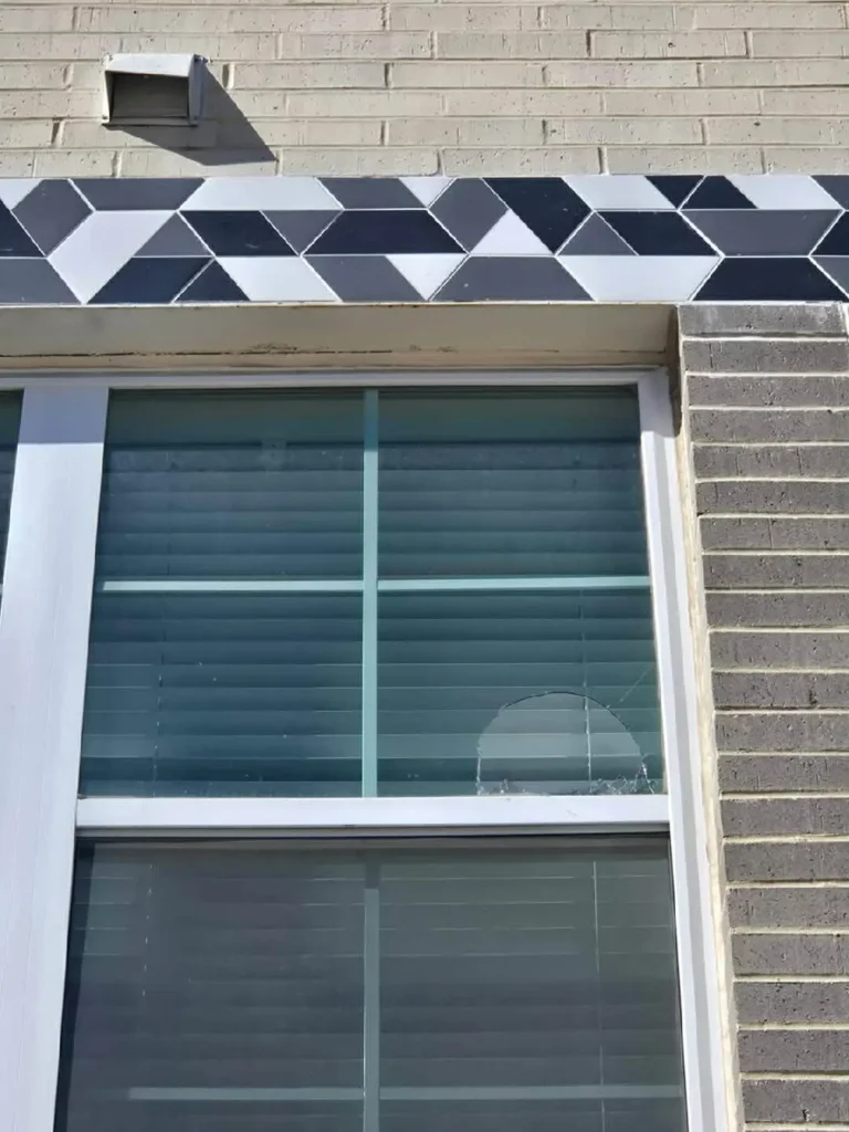 Second Floor Glass Replacement at Magnolia Property in Dallas