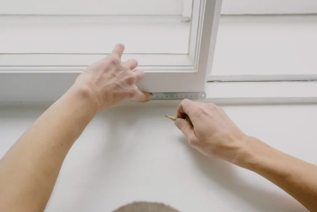 Glass Replacement Near Me in Dallas: What to Know Before You Book
